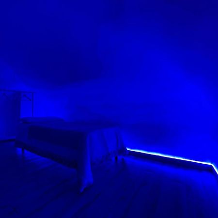 バーリ La Perla Di Eleヴィラ エクステリア 写真